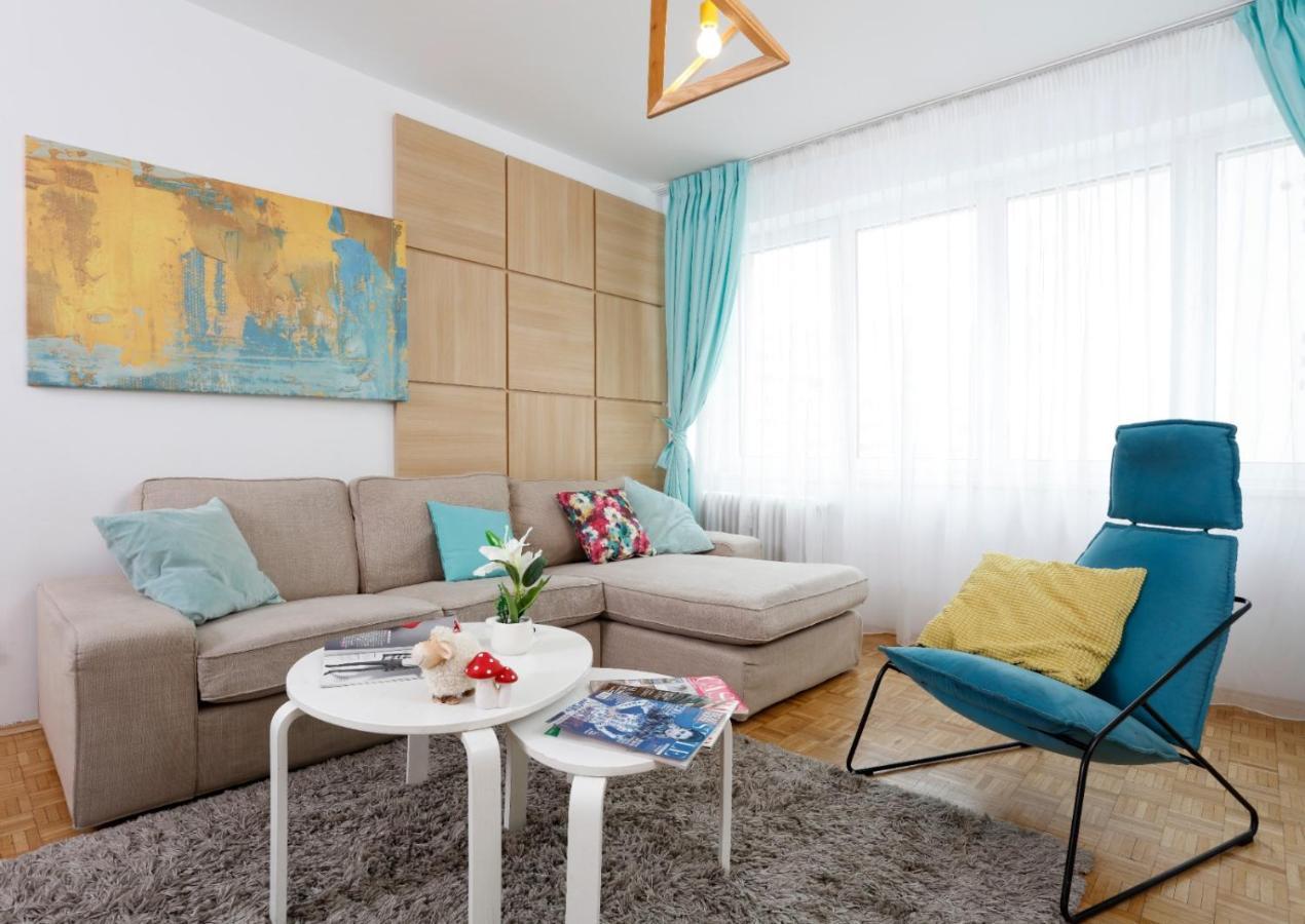 בוקרשט Lovely 2 Bedroom Apartment Near Old Town מראה חיצוני תמונה