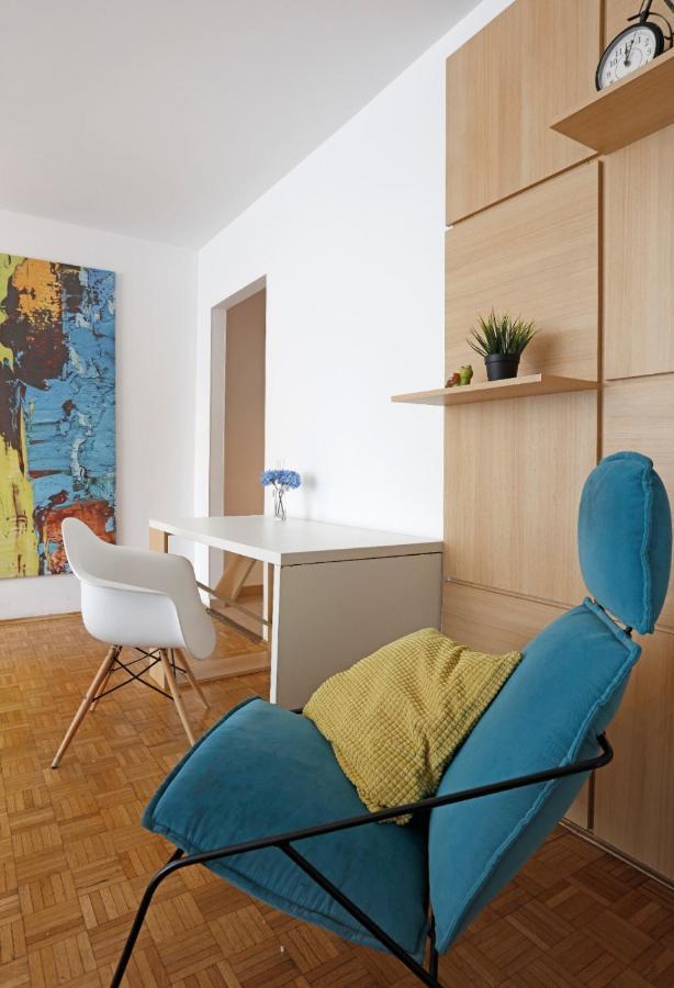 בוקרשט Lovely 2 Bedroom Apartment Near Old Town מראה חיצוני תמונה